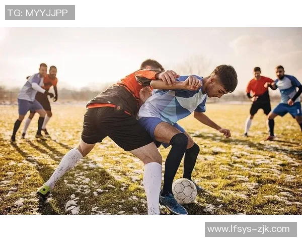 足球的机会与挑战如何影响运动员的职业生涯与团队发展